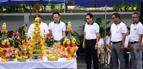 พิธีตั้งศาลพระพรหม ณ สำนักงานใหญ่แห่งใหม่