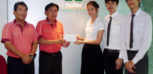 Visavapat Co.,Ltd gave money to support for implementation to Thai Culture and Literature Conservation Project.